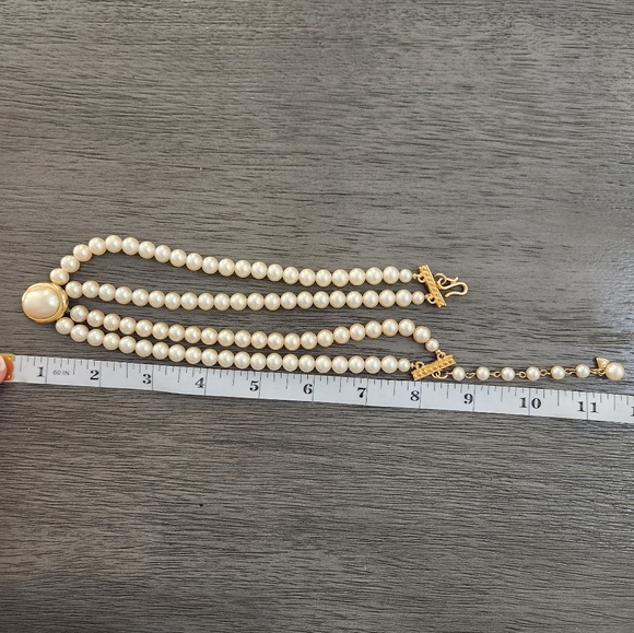 LCI💕 Liz Claiborne Vintage pearls - Picture 5 of 6